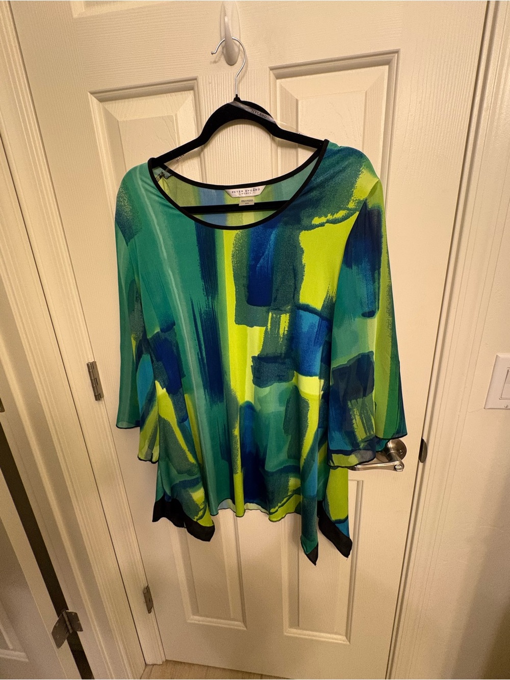2X- Peter Nygard Abstract Brushstroke Tunic in Teal, Blue & Lime